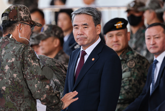 Former Defense Minister Lee Jong-sup attends an Armed Forces Day ceremony at Seoul Air Base in Seongnam, Gyeonggi, on Sept. 26, 2023. [NEWS1]