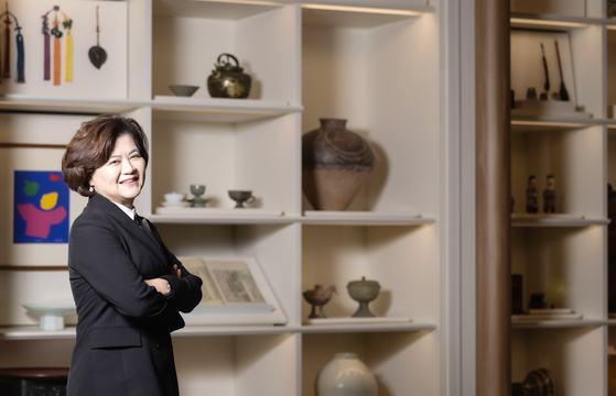 Lee Hyun-ju, the public relations specialist for the National Museum of Korea, has been working for the museum for 33 years. She picked the Donated Collection Gallery as her favorite place to be at the museum. [CHOI GI-UNG] 