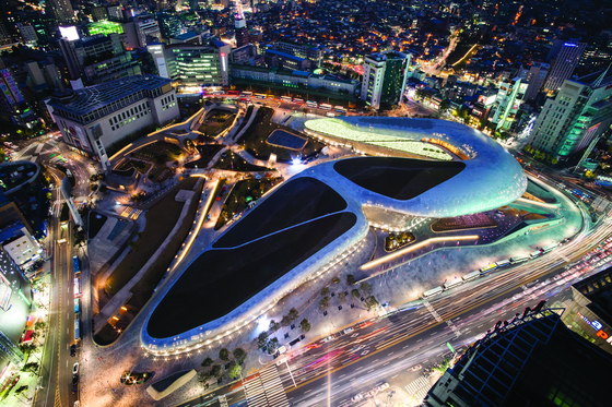 The Dongdaemun Design Plaza (DDP) in central Seoul [SEOUL DESIGN FOUNDATION]