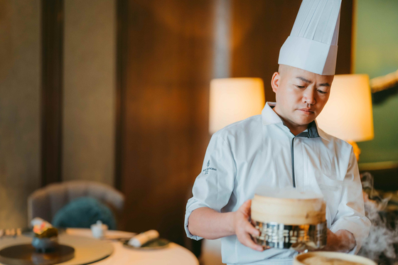 Qingbing Wu will be helming the dim sum offerings during lunchtime at Yu Yuan. [FOUR SEASONS HOTEL SEOUL]