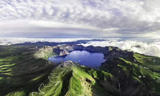 The crater lake at the top of Mount Paekdu is shown in an image uploaded on Unesco's website on Thursday. [SCREEN CAPTURE]
