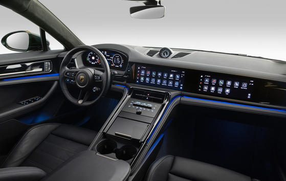 Interior of the new Panamera Turbo E-hybrid [PORSCHE KOREA]