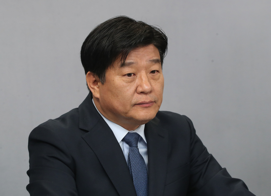 Yang Moon-seok, who is running for a parliamentary seat representing Ansan-A District in Gyeonggi, during a candidate debate on Wednesday [JOINT PRESS CORP.]