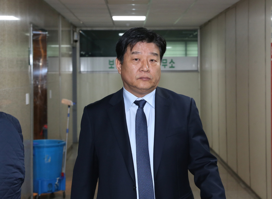 Yang Moon-seok, a Democratic Party candidate bidding for a constituency in Ansan, Gyeonggi, attends a debate held in Ansan on April 3, 2024. [YONHAP]