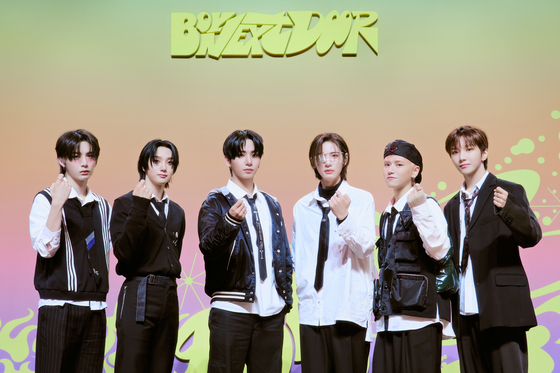 Boy band BoyNextDoor poses for the camera during a press showcase for its second EP "HOW?" held Monday afternoon at the Yes24 Hall in Gwangjin District, eastern Seoul [KOZ ENTERTAINMENT]