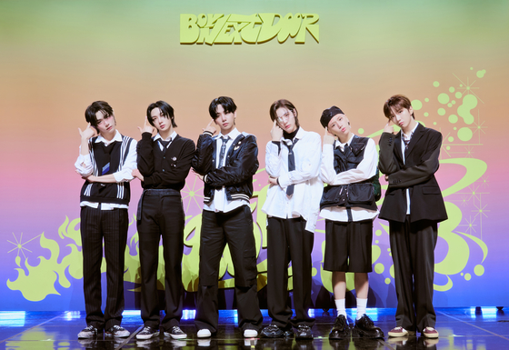  Boy band BoyNextDoor poses for the camera during a press showcase for its second EP "HOW?" held Monday afternoon at the Yes24 Hall in Gwangjin District, eastern Seoul [KOZ ENTERTAINMENT]