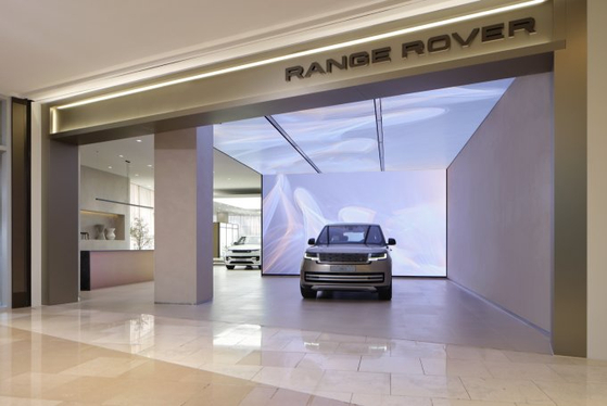 JLR Korea opened its first Land Rover showroom in Hanam, Gyeonggi, in December. [JLR KOREA]
