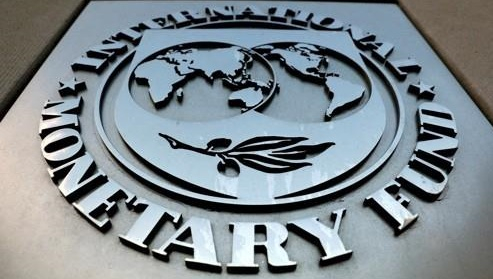 The International Monetary Fund logo at its headquarters in Washington, U.S. [REUTERS/YONHAP]