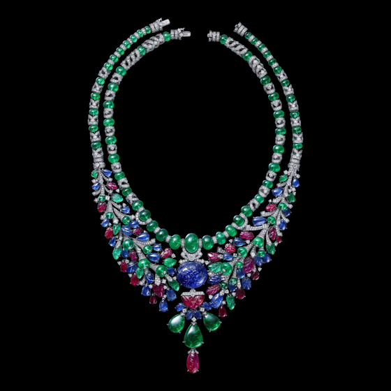 A 2021 Cartier necklace made from white gold, sapphire, ruby, emerald and diamond. This necklace can also be utilized as an ornament for the head or shoulders. [CARTIER]