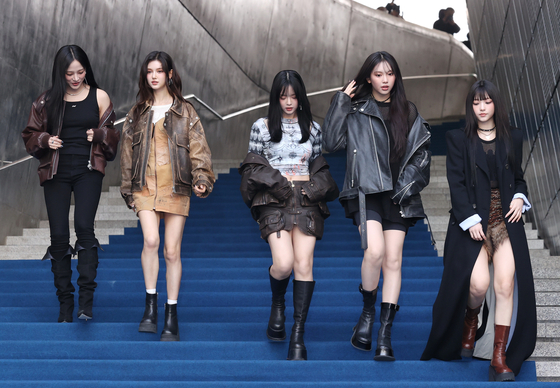 Girl group NewJeans during the recent Seoul Fashion Week event on Feb. 1, 2024 [YONHAP]