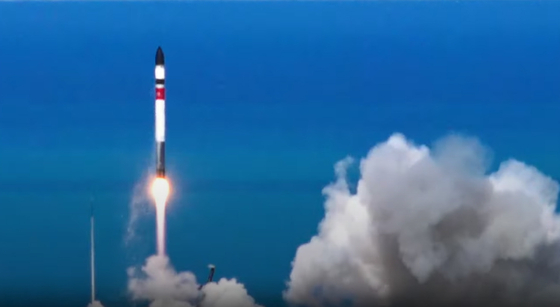 Rocket Lab's Electron lifts off from a spaceport in Mahia, New Zealand, on Wednesday. [YONHAP]