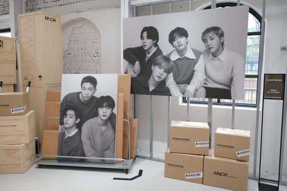 The pop-up store is themed around a logistics center containing ″memory clouds,″ which are memories that BTS and ARMY spent together. [CHO YONG-JUN]