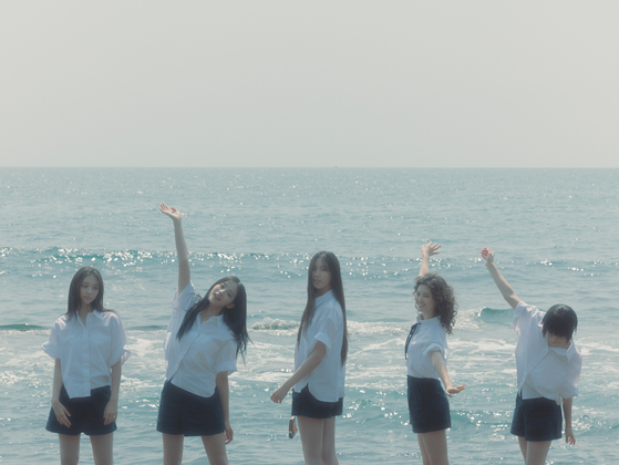 Captured scenes from girl group NewJeans' new track ″Bubble Gum″ [ADOR]