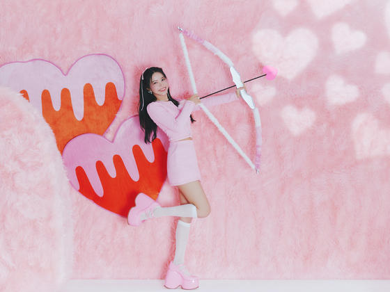 Concept photo for Solar's second EP ″Colours.″ [RBW]