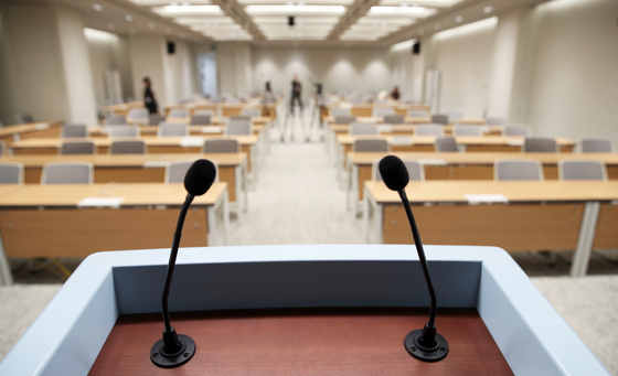 A view of the press briefing room at the Yongsan presidential office in central Seoul on Monday, where President Yoon Suk Yeol is scheduled to hold a rare official press conference on Thursday morning to mark his second anniversary in office. [NEWS1]