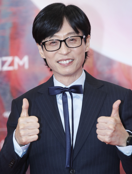 Comedian Yu Jae-suk, who appears in SBS variety show ″Running Man,″ tvN show ″You Quiz on the Block,″ MBC show ″Hangout With Yoo″ and YouTube series ″Pinggyego″ [NEWS1]