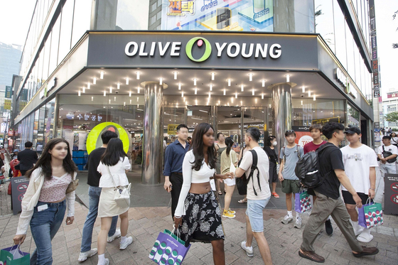 Olive Young Myeong-dong Town, Olive Young's first specialized store for foreigners in Myeong-dong, central Seoul [CJ OLIVE YOUNG]