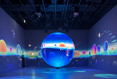 A section at Le Space has a large sphere that revolves and also projects high-resolution images, a complex technology, according to the organizers. [YIM SEUNG-HYE] 