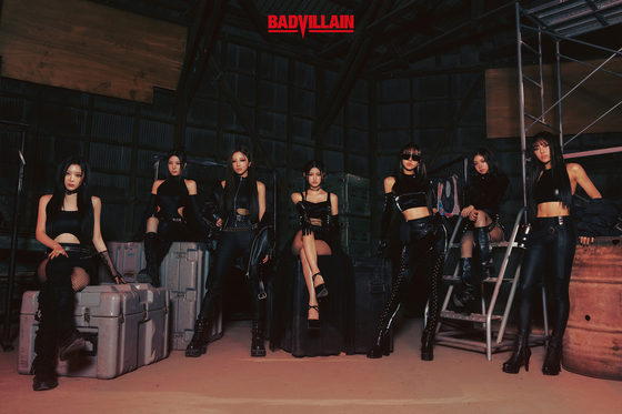 Badvillain has seven members. From left to right: Yunseo, Vin, Chloe Young, Kelly, Emma, Hu'e and Ina. [BIG PLANET MADE]
