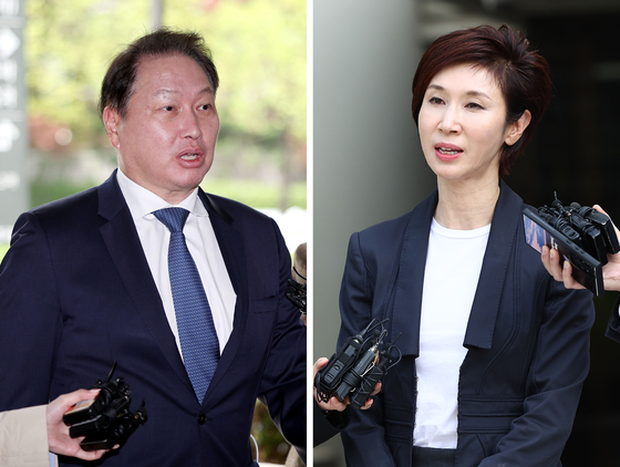 SK Group Chairman Chey Tae-won, left, and his estranged wife Roh Soh-yeong answer questions from the press on April 16 at the Seoul High Court in Seocho District, southern Seoul, where they made their last defenses for their divorce trial. [YONHAP]