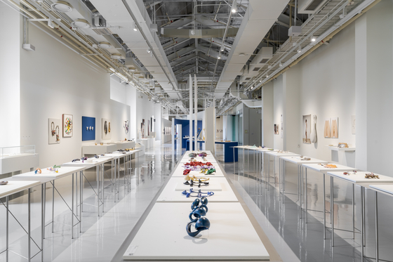 Installation view of “Beyond Adornment,” an exhibition featuring Korean and Austrian contemporary jewelry at the Seoul Museum of Craft Art in central Seoul [SEOUL MUSEUM OF CRAFT ART]