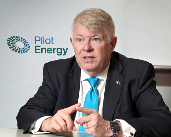 Brad Lingo, chairman of Australia's Pilot Energy, speaks during a recent interview with the Korea JoongAng Daily in central Seoul on May 20. [PARK SANG-MOON]