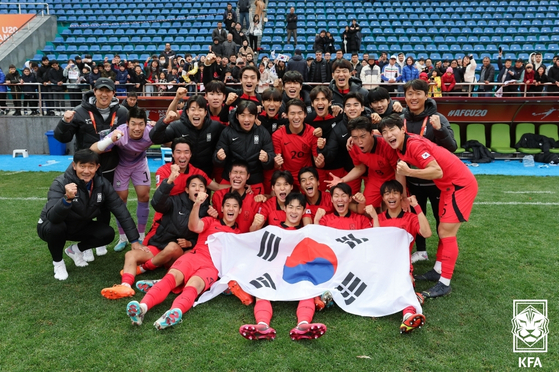 The Korean U-20 national team, led by manager Kim Eun-joong, beat China 3-1 in the quarterfinals of the 2023 AFC U-20 Asian Cup in Tashkent, Uzbekistan on March 12, 2023. [KFA/YONHAP]