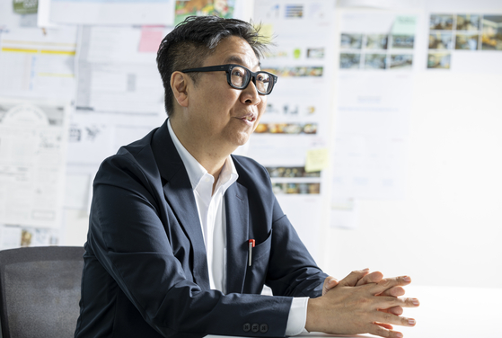 Choi Won-seok, the CEO of Project Rent, is often dubbed the pioneer in pop-up store marketing. He says offline is a potent marketing platform for the so-called digital generation because it enables them to experience brands in person. [CHOI YEONG-JAE] 