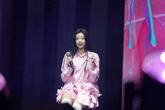 ILLIT's Wonhee performs at Weverse Con at Inspire Arena in Incheon on June 15. [2024 WEVERSE CON FESTIVAL]