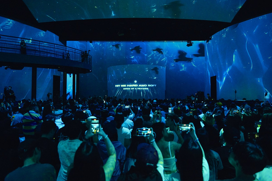 Visuals from the listening event, hosted at Grand Walkerhill Seoul's Théatre des Lumières [SPOTIFY]