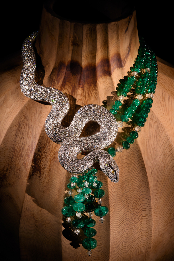 A diamond snake Cartier necklace, on view at “Cartier, Crystallization of Time″ at the Dongdaemun Design Plaza in central Seoul [CARTIER]
