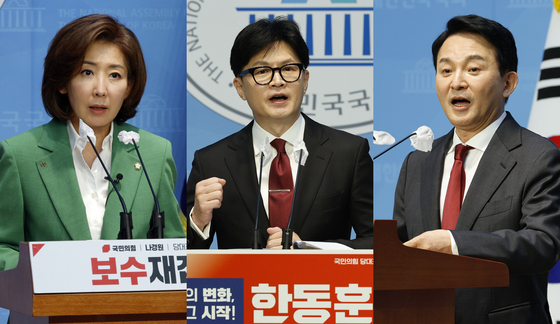 From left, People Power Party (PPP) Rep. Na Kyung-won, former PPP interim chief Han Dong-hoon, and former Land Minister Won Hee-ryong announce their bids for party leadership during separate press conferences at the National Assembly in Yeouido, western Seoul, on Sunday. [NEWS1]