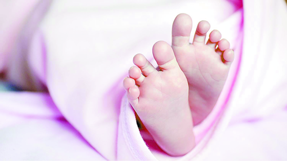 A newborn baby [PIXABAY]