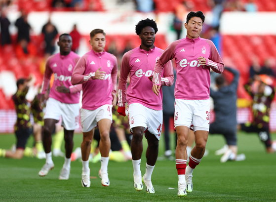 Nottingham Forest's Hwang Ui-jo during the warm-up before a second round Carabao Cup match against Burnley on Aug. 30, 2023. [REUTERS/YONHAP]