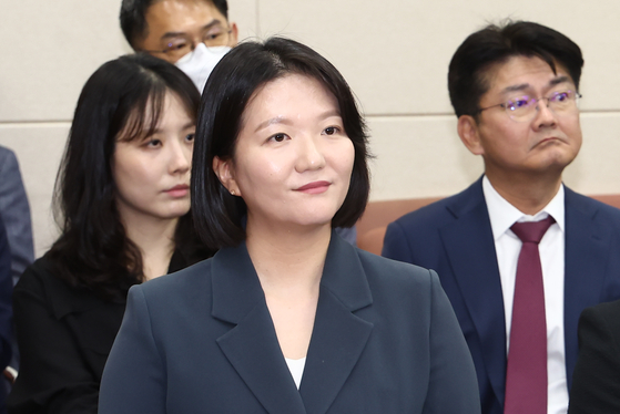 Naver CEO Choi Soo-yeon attends the National Assembly’s parliamentary audit with the Science, ICT, Broadcasting and Communications Committee on Tuesday. [NEWS1]