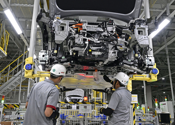 A Kona Electric SUV is being produced at Hyundai's plant in Bekasi in West Java with locally made batteries. [HYUNDAI MOTOR]