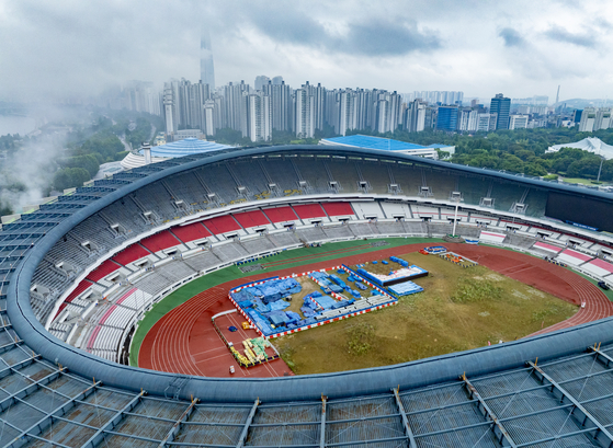 A photo taken monday shows Jamsil Olympic Stadium in southern Seoul. [YONHAP] 