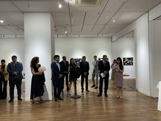 Dignitaries and guests, including Ambassador of Czechia to Korea Ivan Jančárek, second from right, attend the opening ceremony for the “Pause for Art: Czech Culture Break” exhibition at the 172G Gallery in Jongno District, central Seoul, on Tuesday. [EMBASSY OF CZECHIA]