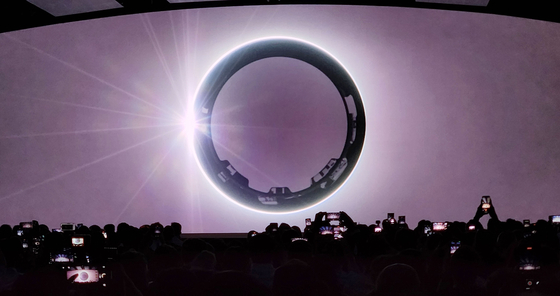 Samsung Electronics' Galaxy Ring is being introduced at the Galaxy Unpacked 2024 event in Paris, France on Wednesday. [YONHAP]