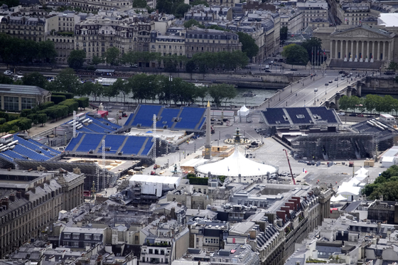 The Place de la Concorde is seen in Paris on June 17. The square will host 3x3 basketball, BMX freestyle, breaking and skateboarding during the Paris Olympics. [AP/YONHAP]