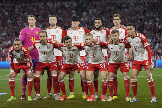 Bayern Munich pose prior to the start of the first leg of the Champions League semifinals against Real Madrid at Allianz Arena in Munich, Germany on April 30. [AP/YONHAP]