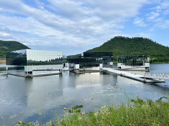 The Floating Museum is currently under construction and is slated to open early next year. [SHIN MIN-HEE]