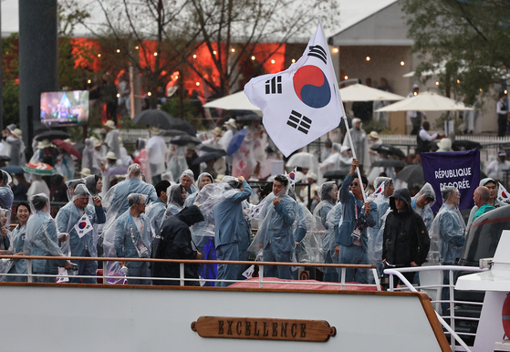 Team Korea takes part in the opening ceremony of the Paris Olympics on Friday in Paris. [JOINT PRESS CORPS]