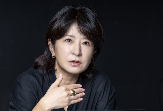 Lee Hyun-jung, the director of the Busan International Kids & Youth Film Festival, speaks during an interview with the JoongAng Ilbo, an affiliate of the Korea JoongAng Daily at the JoongAng Building in Mapo District, western Seoul, on July 25. [JOONGANG ILBO]