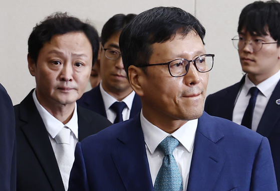 Qoo10 founder and CEO Ku Young-bae appears for a hearing at the National Assembly in western Seoul on Tuesday on Tuesday. [NEWS1]