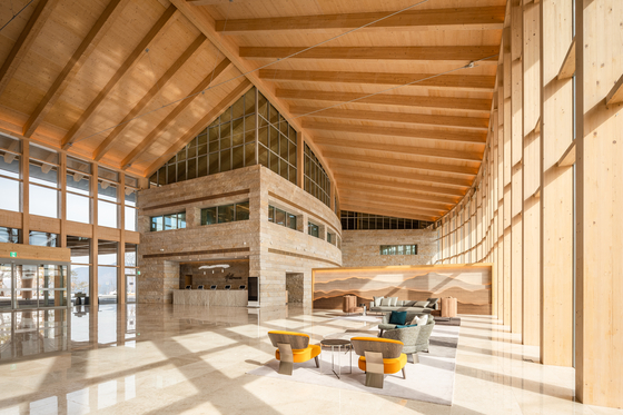 The interior of Hillmaru Country Club & Golf Hotel in Pocheon, Gyeonggi [YKH ASSOCIATES]