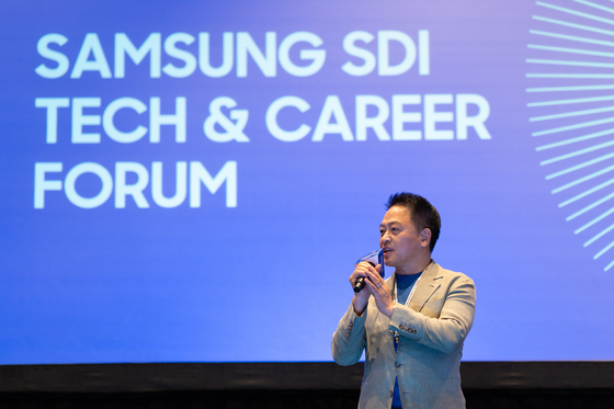 Samsung SDI CEO Choi Yoon-ho speaks at the company's Tech & Career Forum held in Boston on Saturday. [SAMSUNG SDI]
