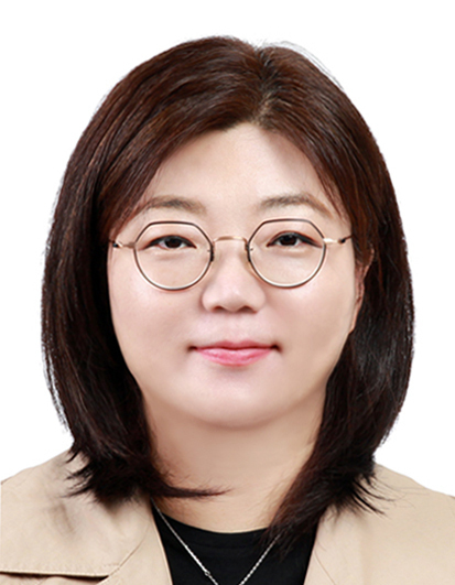 Kim Ju-young, the new CEO of ADOR (ADOR)