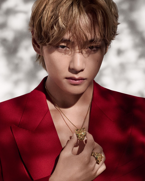 V's first Panthère de Cartier campaign [CARTIER]