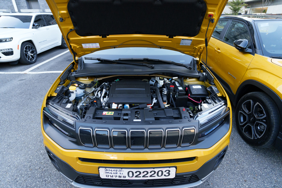 The Jeep Avenger EV does not offer any storage area under the bonnet. [CHO YONG-JUN]